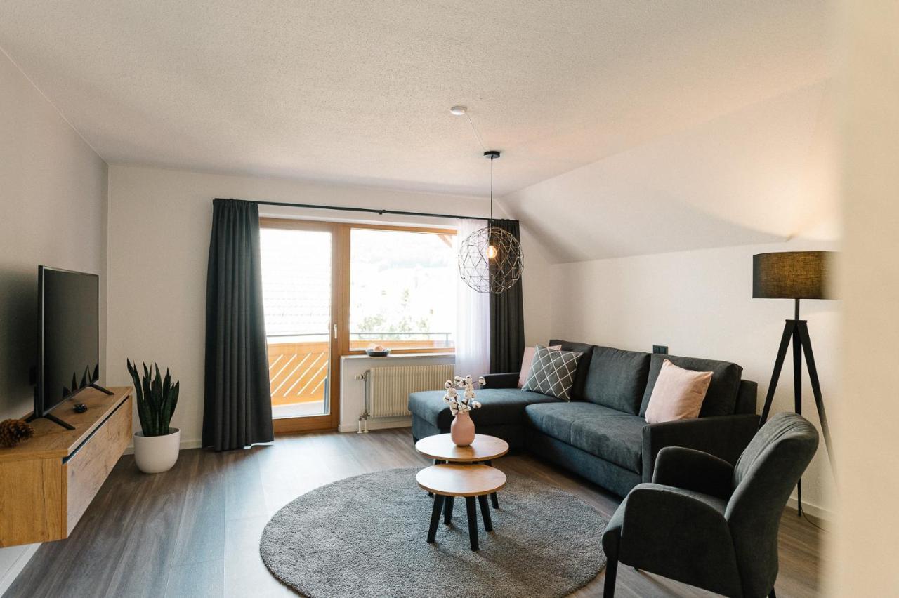 Moderne 2 Zi.-Fewo Blackforest Art Barrierefrei Naehe Freiburg Simonswald Exterior foto